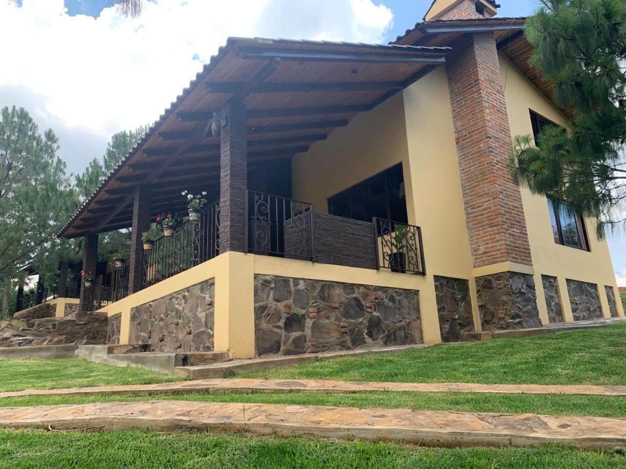 Cabana No.7 Puerta Del Bosque Mazamitla. Exteriör bild